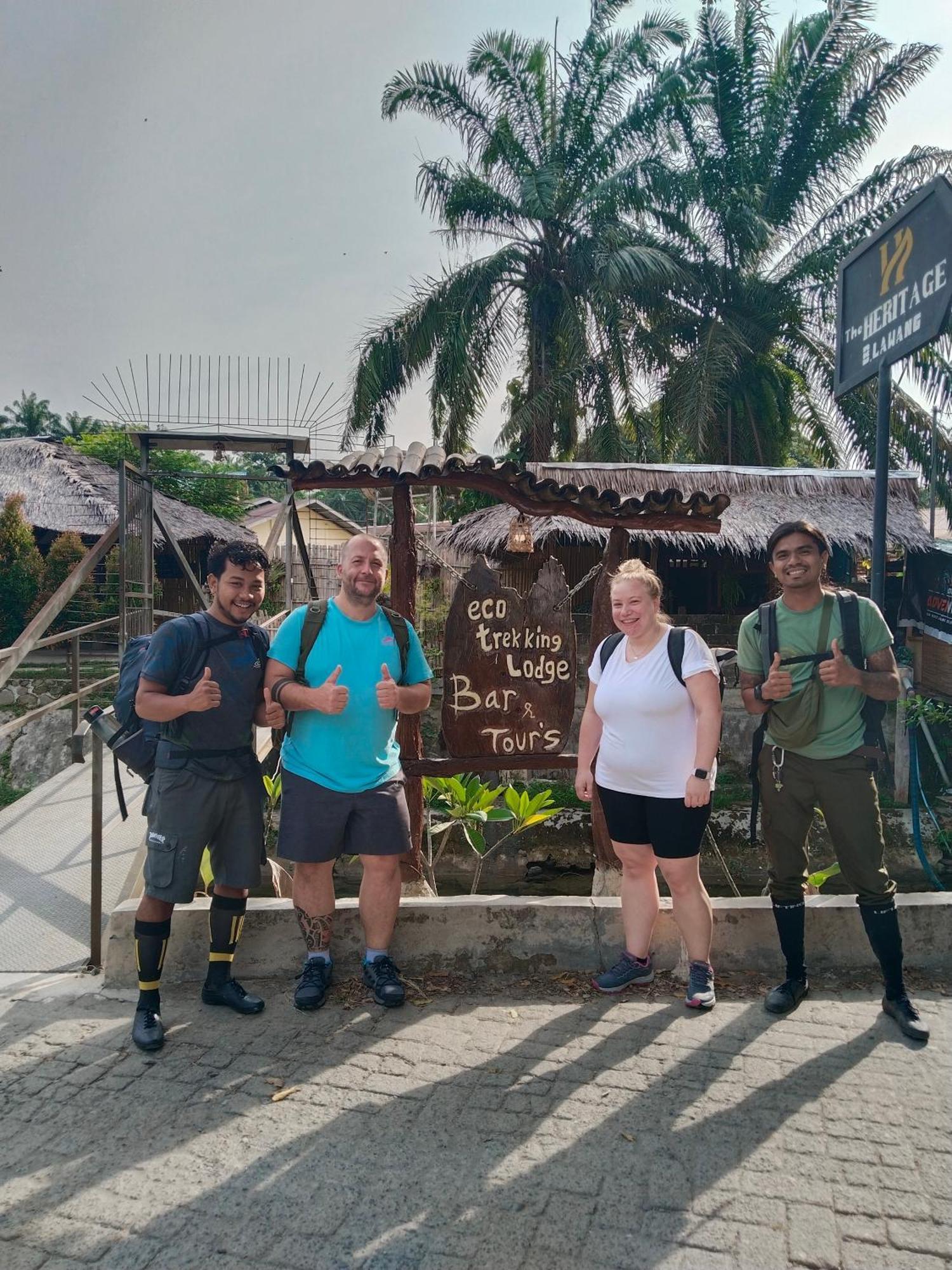Eco Trekking Lodge, Bar & Jungle Tour'S Bukit Lawang Ngoại thất bức ảnh