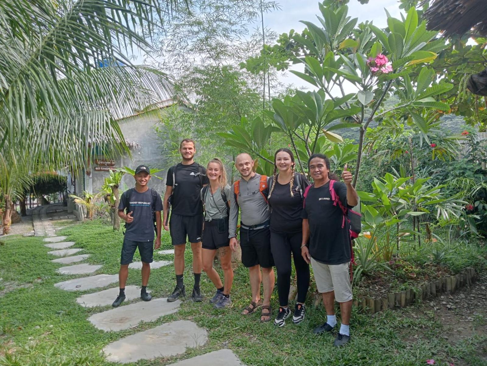 Eco Trekking Lodge, Bar & Jungle Tour'S Bukit Lawang Ngoại thất bức ảnh